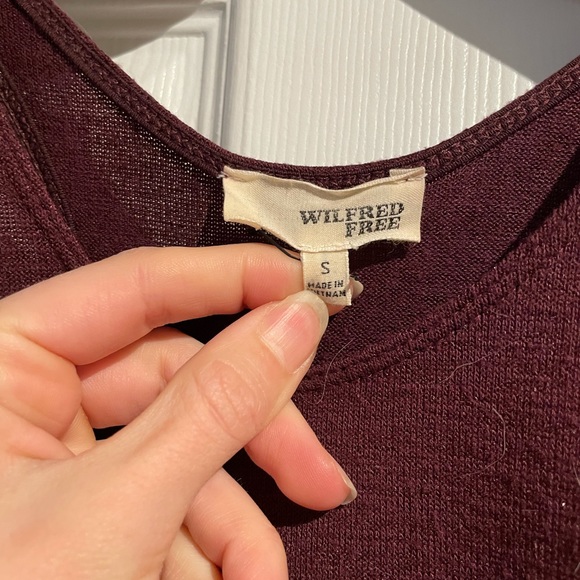 Wilfred Free peplum burgundy tank. - Picture 3 of 5